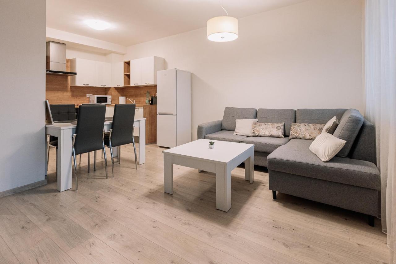 דירות ברטיסלאבה Skau Dunajska 58A Apt3 מראה חיצוני תמונה