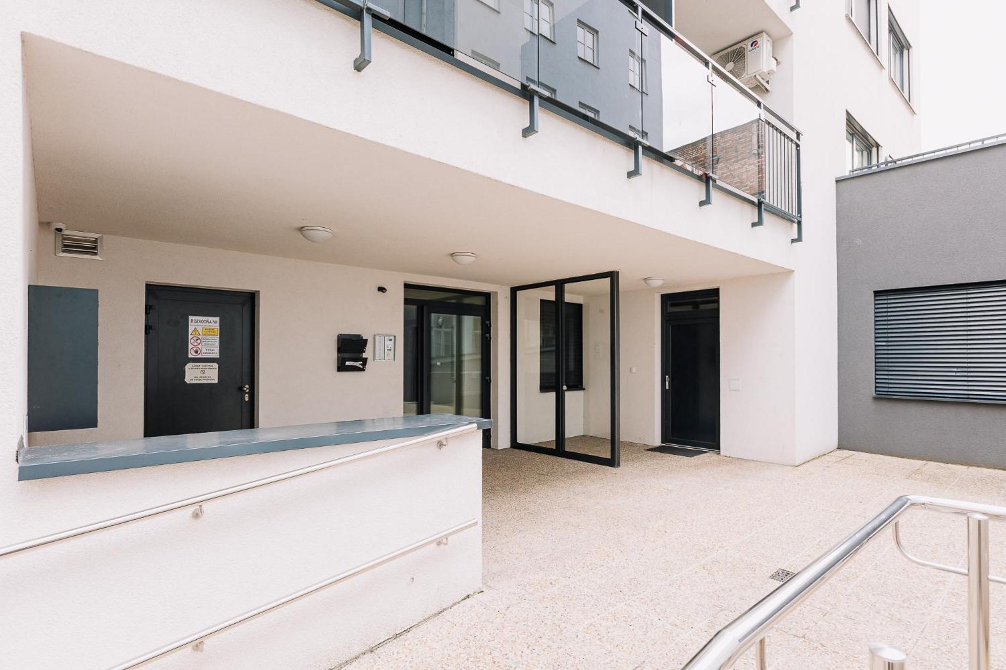 דירות ברטיסלאבה Skau Dunajska 58A Apt3 מראה חיצוני תמונה